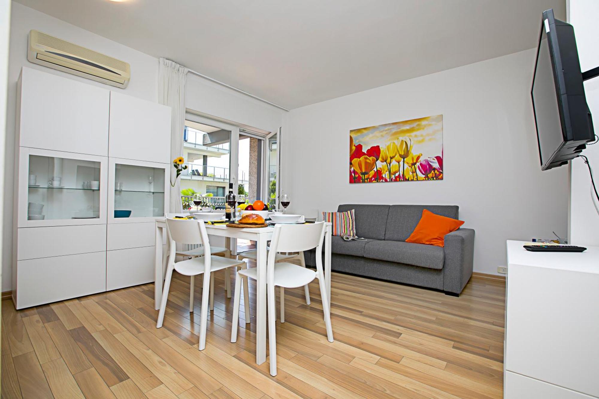 Riva Lago E Spiaggia Apartment 2 - Happy Rentals Zewnętrze zdjęcie